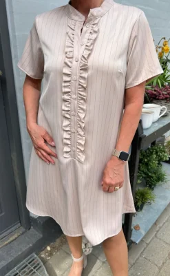 Online Kjole - Flora - Beige Pinstripe Kjoler