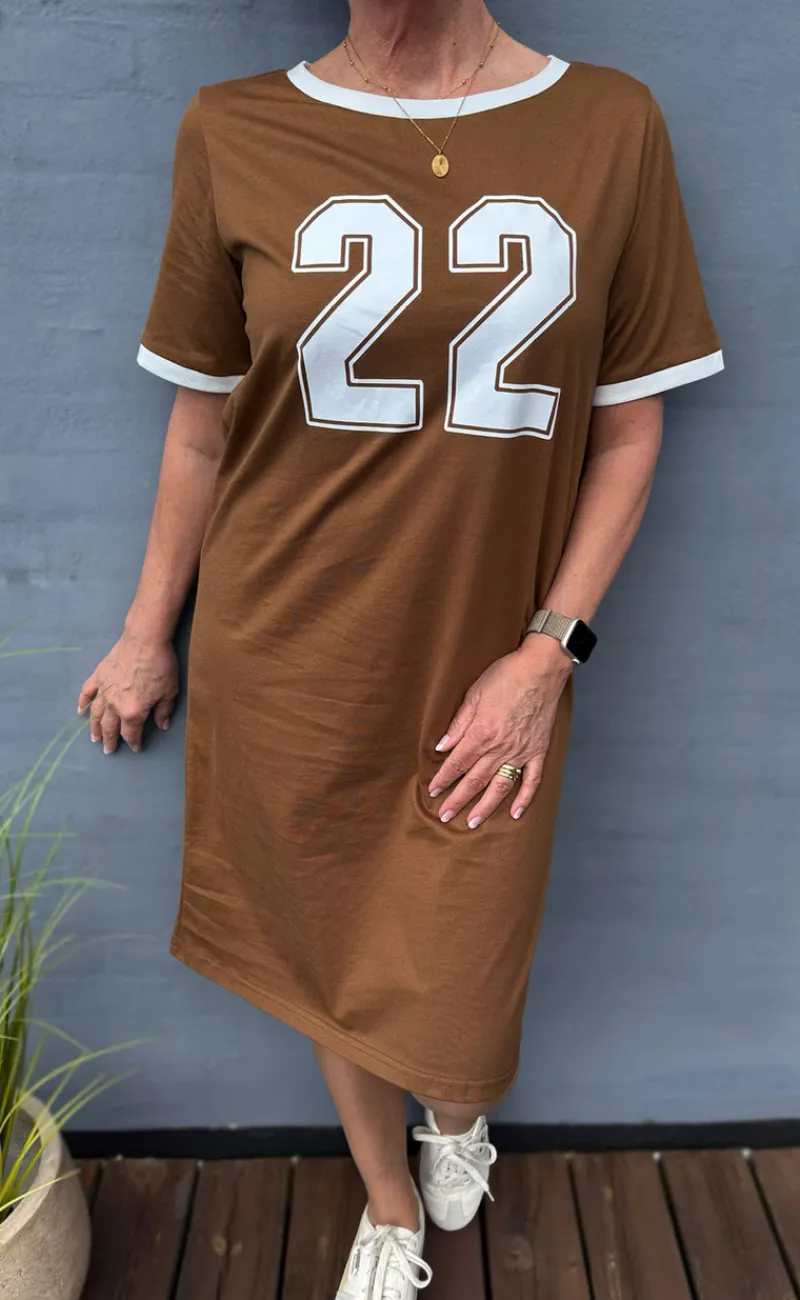 Clearance Kjole - Alva Football - Mocca W. Off White Kjoler