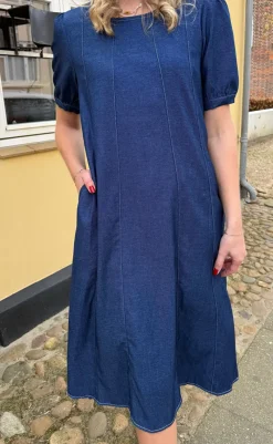 Kjole - Daniella Denim - Denim Blue W. White Stitches Kjoler