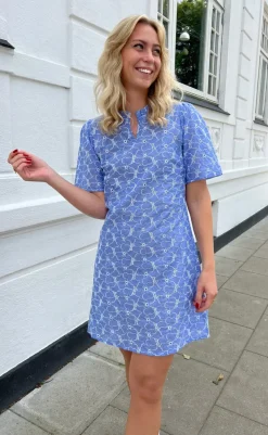 Clearance Kjole - Salina - Blue Embroidery Flower Kjoler