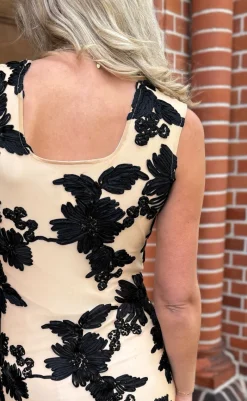 Best Kjole - Maria Long - Classic Contrast Kjoler