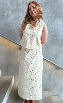 Outlet Nederdel - Naja - Off White Denim W. Embroidery Nederdele