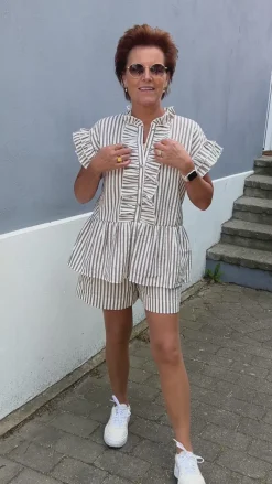 Hot Shorts - Liv - White / Brown Striped Shorts