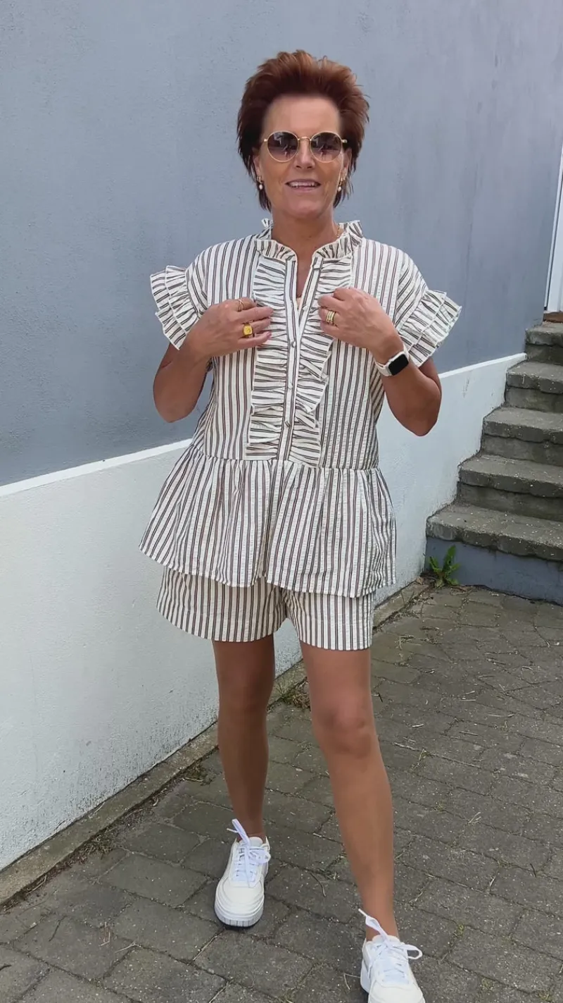 Hot Shorts - Liv - White / Brown Striped Shorts