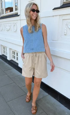 New Shorts - Amalie - Sand Shorts