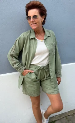 Sale Shorts - Sandy Linen - Army Green Shorts