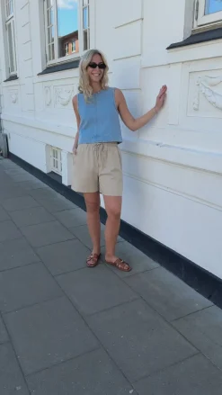 Discount Shorts - Amalie - Chocolate Brown Shorts