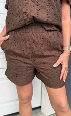 Hot Shorts - Catja - Mocca Broderie Anglaise Shorts