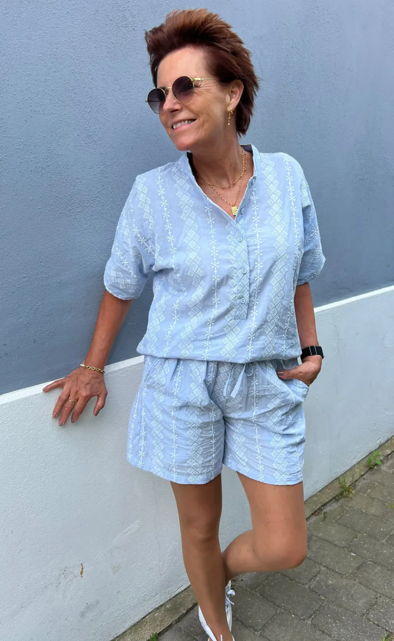 Clearance Skjorte - Erica - Blue/White Embroidery Skjorter