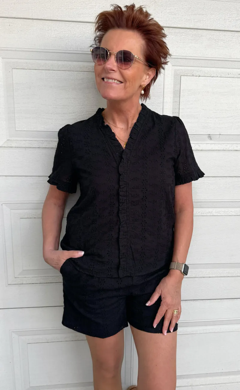 New Top - Catja - Black Broderie Anglaise T-shirts & Toppe