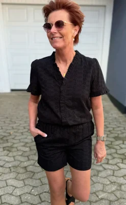 New Top - Catja - Black Broderie Anglaise T-shirts & Toppe