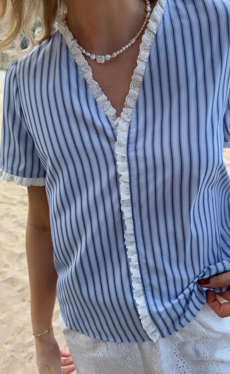 Top - Catja - Blue Striped W. Lace T-shirts & Toppe