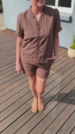 Sale Top - Catja - Mocca Broderie Anglaise T-shirts & Toppe