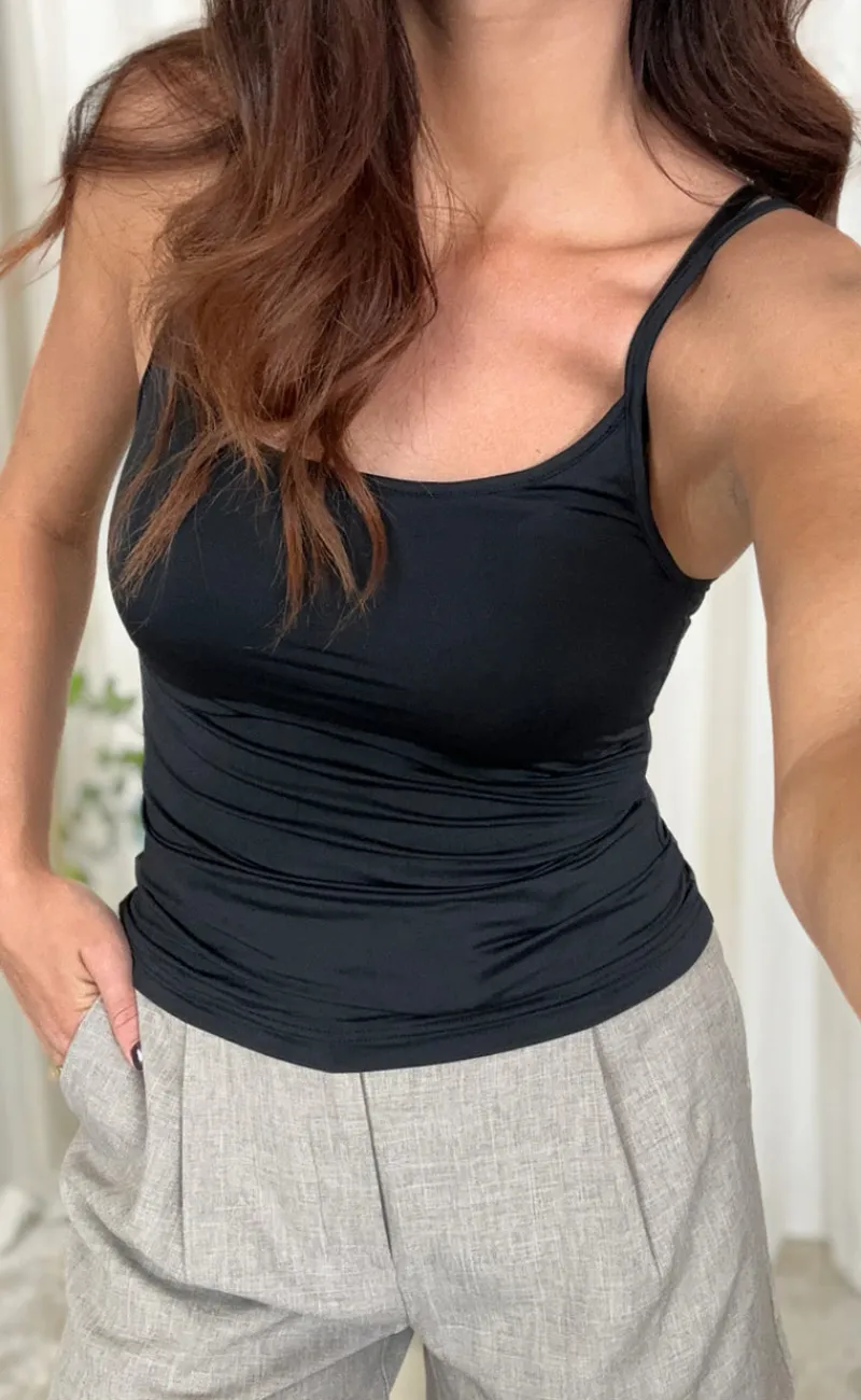 Sale Top - Elena - Black T-shirts & Toppe