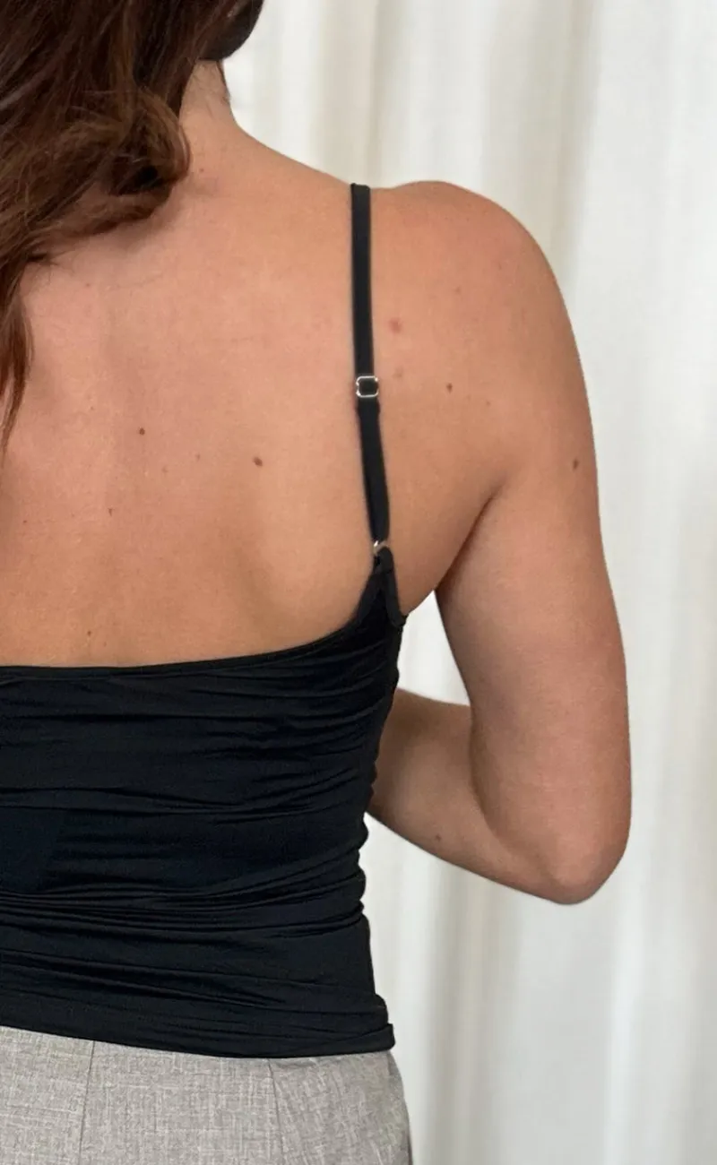 Sale Top - Elena - Black T-shirts & Toppe