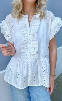 Sale Top - Freya - White Broderie Anglaise T-shirts & Toppe