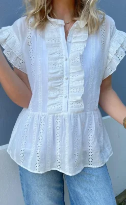 Sale Top - Freya - White Broderie Anglaise T-shirts & Toppe