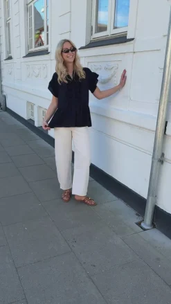 Best Top - Freya - Black T-shirts & Toppe