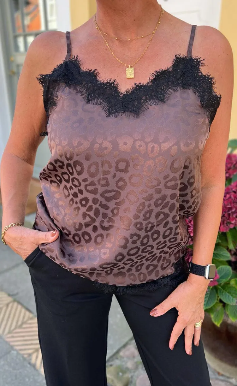 Top - Kiki - Chocolate Leopard T-shirts & Toppe