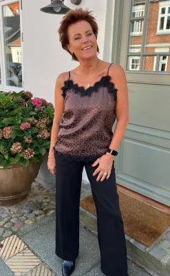 Top - Kiki - Chocolate Leopard T-shirts & Toppe