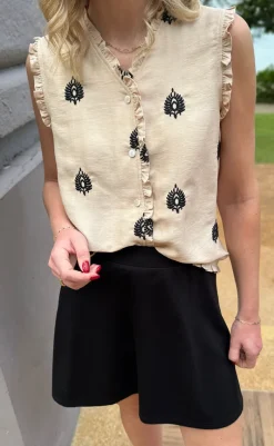 Online Top - Melania - Beige w. Black Embroidery T-shirts & Toppe