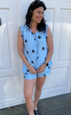 Online Top - Melania - Blue w. Black Embroidery T-shirts & Toppe