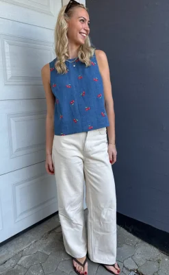 Online Top - Naja - Denim Blue w. Cherries T-shirts & Toppe