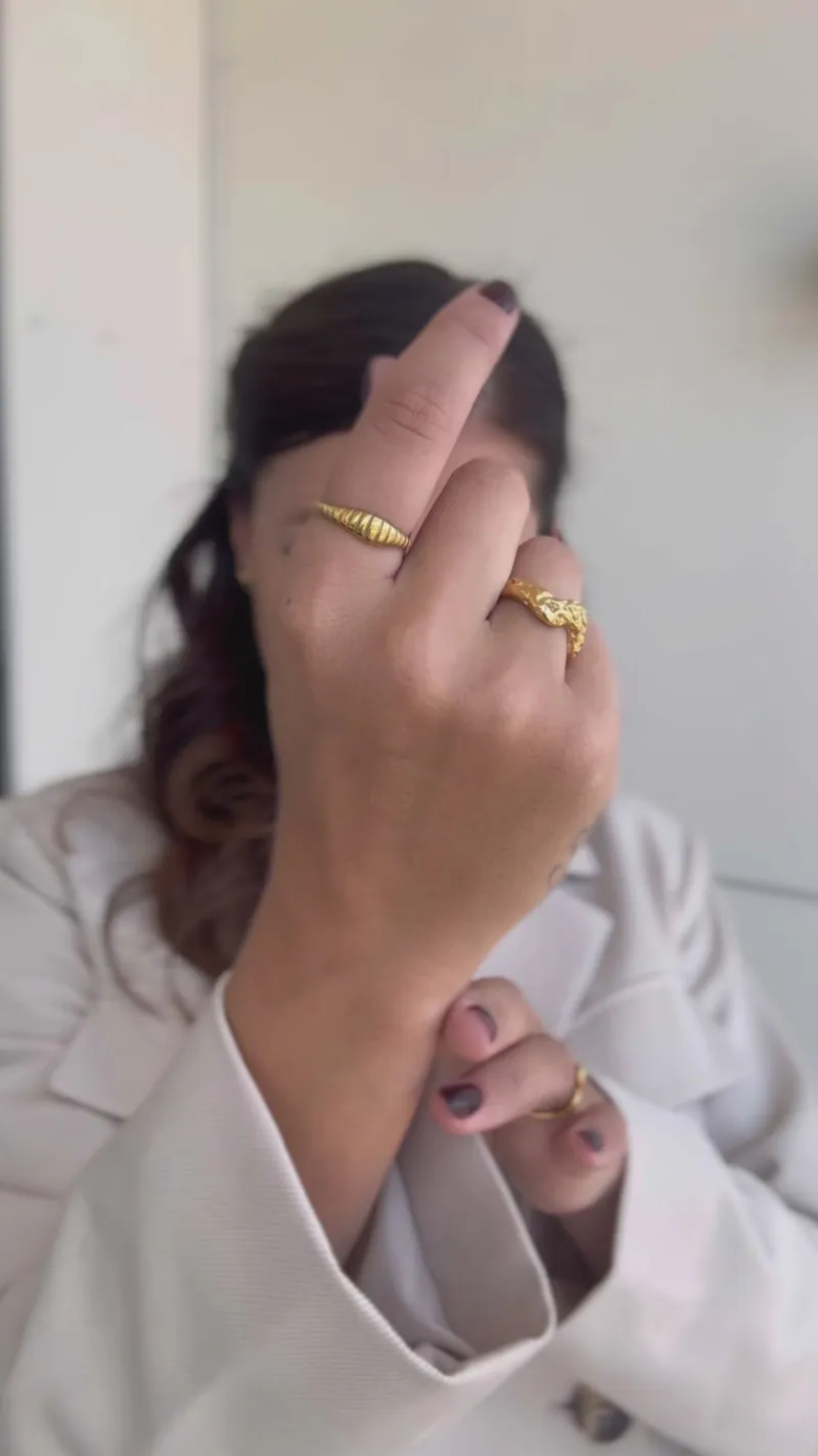 Hot Ring - Twisted Crossaint Large - Golden Colour Smykker