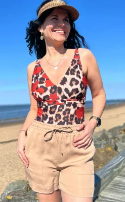 Sale Badedragt - Kathrin - Leo / Red Flowers Badetøj